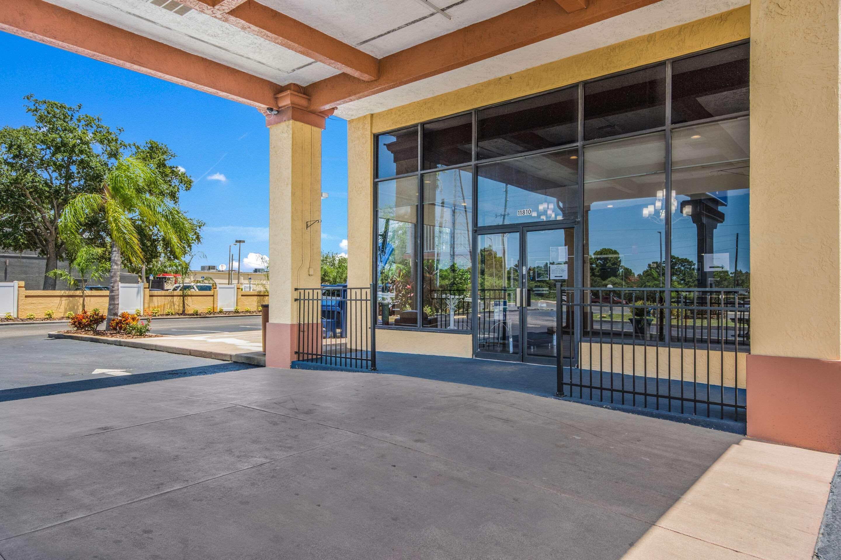 Rodeway Inn Port Richey North Exterior photo